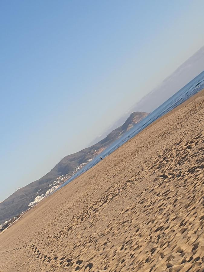 Appartement Avec Piscine, 1Min De La Plage Martil Esterno foto
